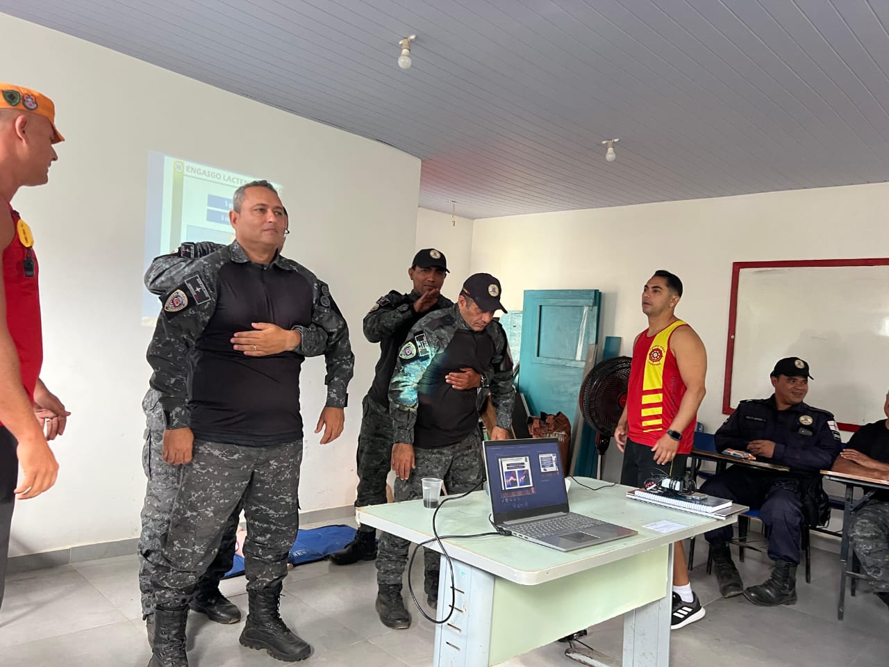 Agentes da Ronda Ostensiva de Arraial do Cabo passam por capacitação em primeiros socorros