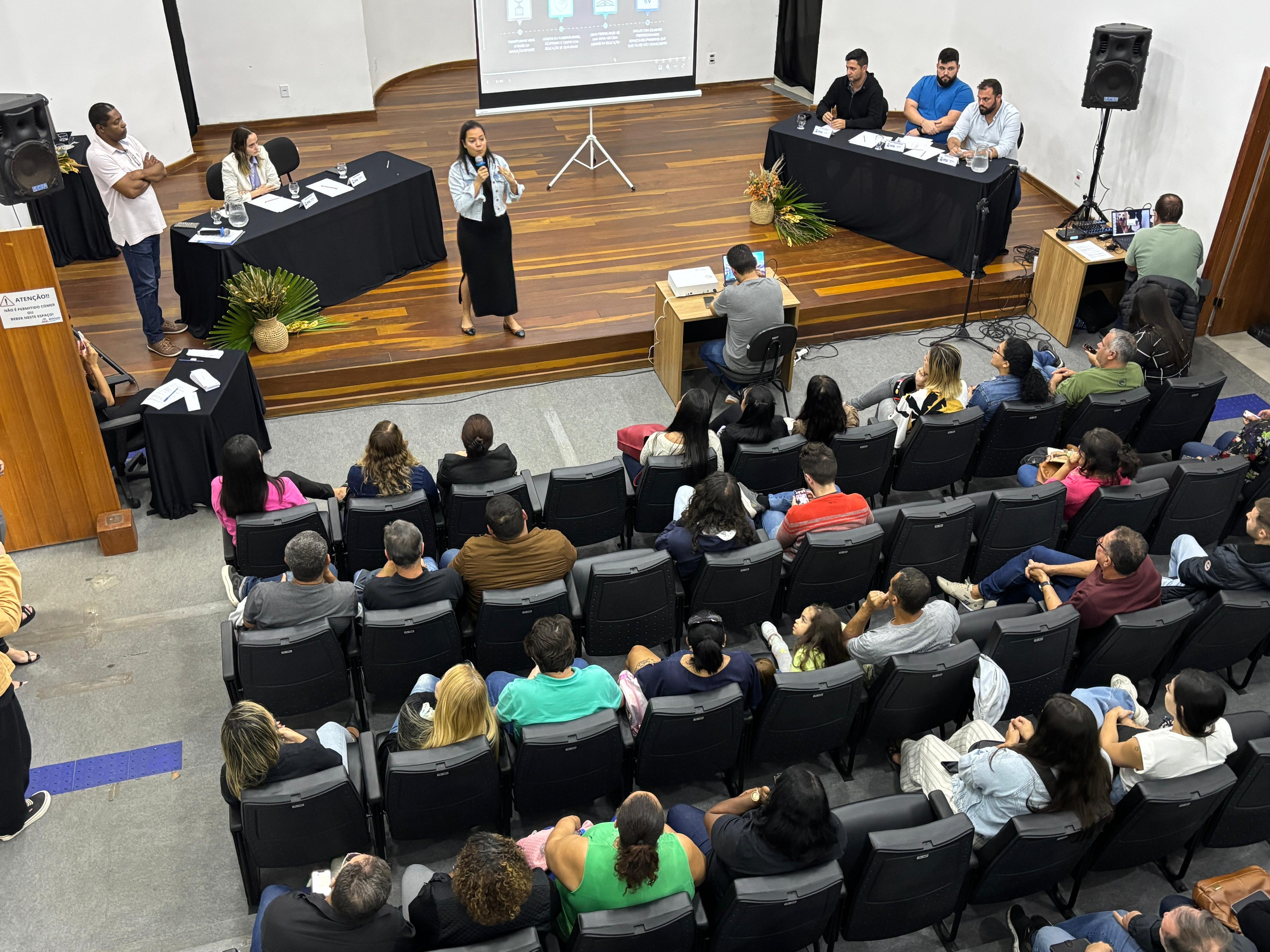 Audiência pública discute projeto de implantação do Parque Educativo Integrado Hermes Barcellos